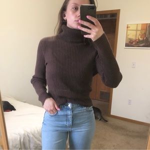 Ribbed cotton dark brown turtleneck
